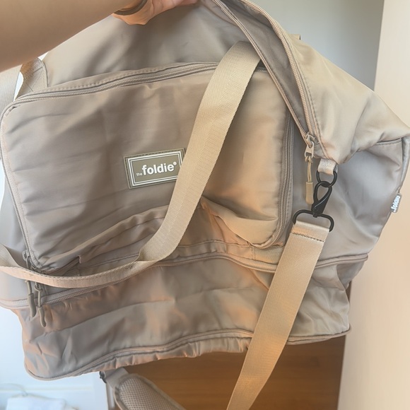 Foldie Foldable Travel Tote Bag - Picture 4 of 10